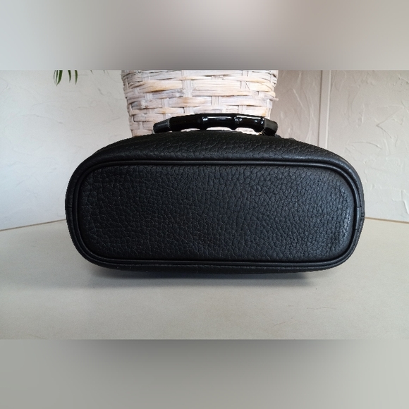 Dooney & Bourke AWL Collection, Zip-Top Tote, mid 1990's Upcrafted. - Picture 8 of 14